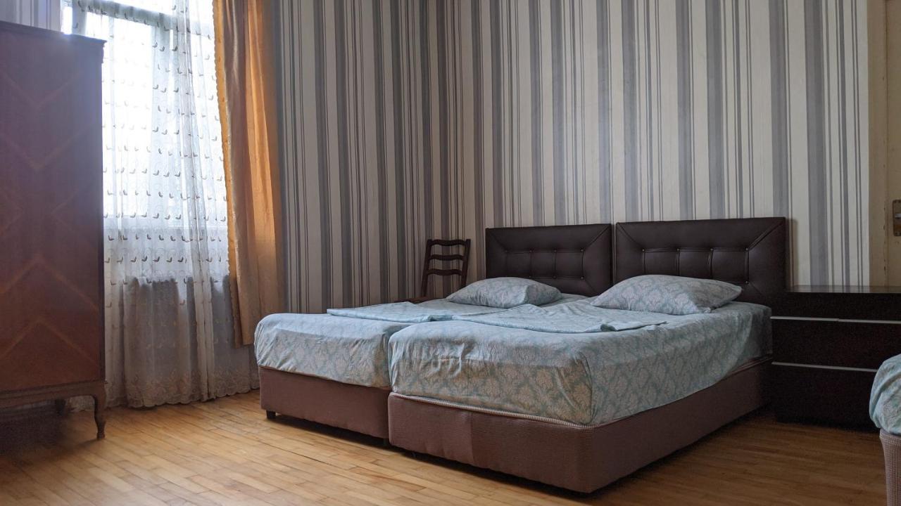 Medea'S Guest House Batumi Exterior photo